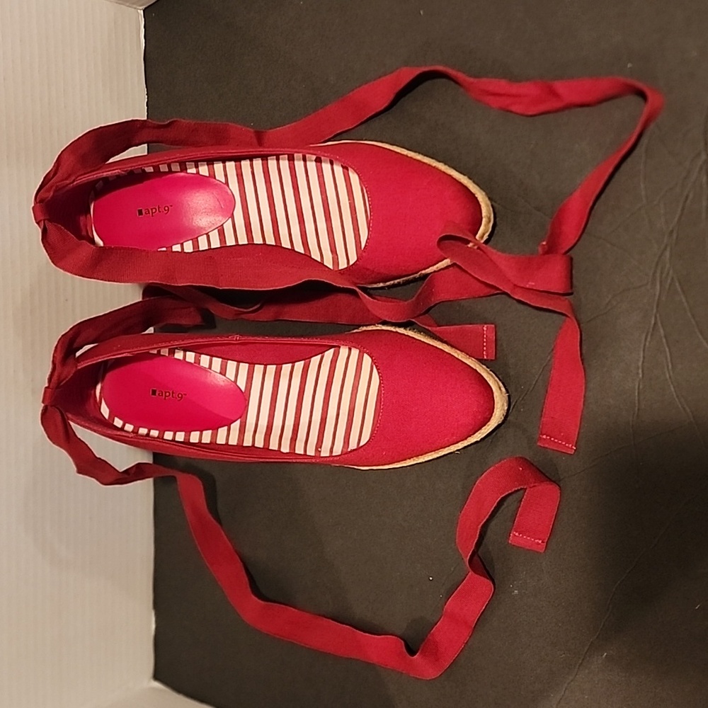 Red linen/cloth, 4in Espadrille Wedges